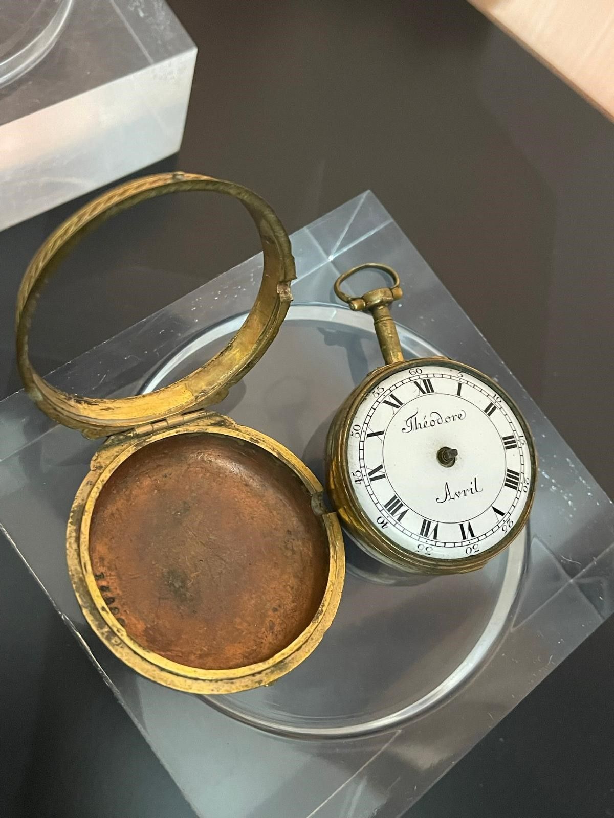 Theodore Avril: Orologiaio in Parigi nella Metà del XVIII Secolo. Orologio in Doppia Cassa in Ram...
