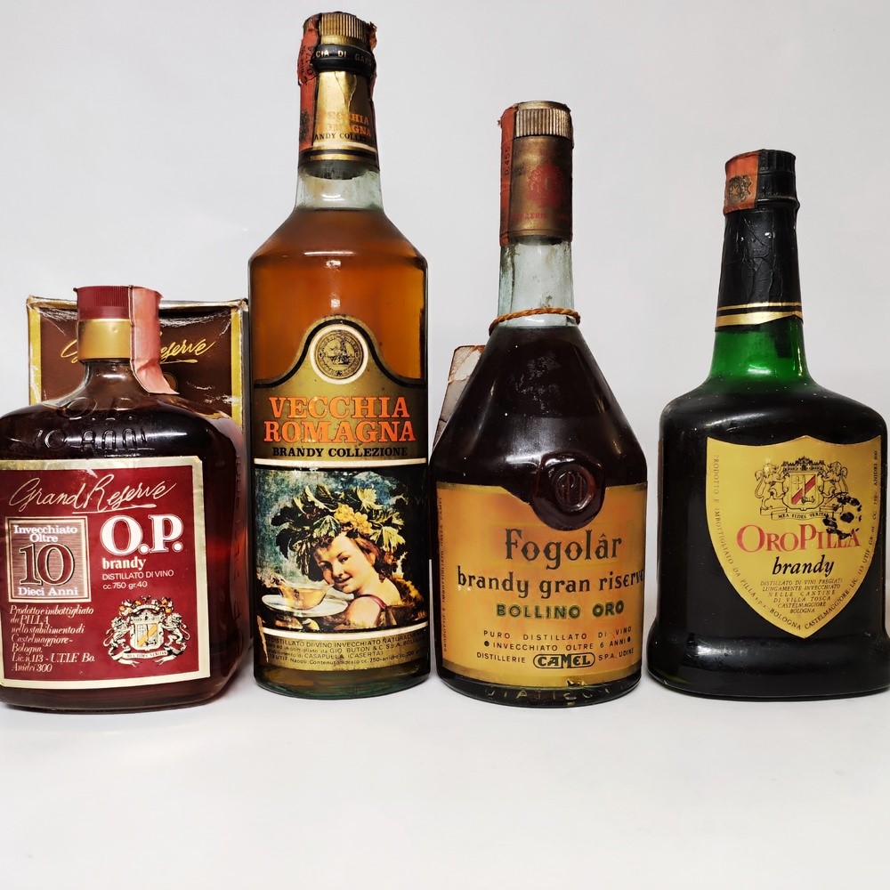 Oro Pilla, Buton, Camel, Kansas, Brandy