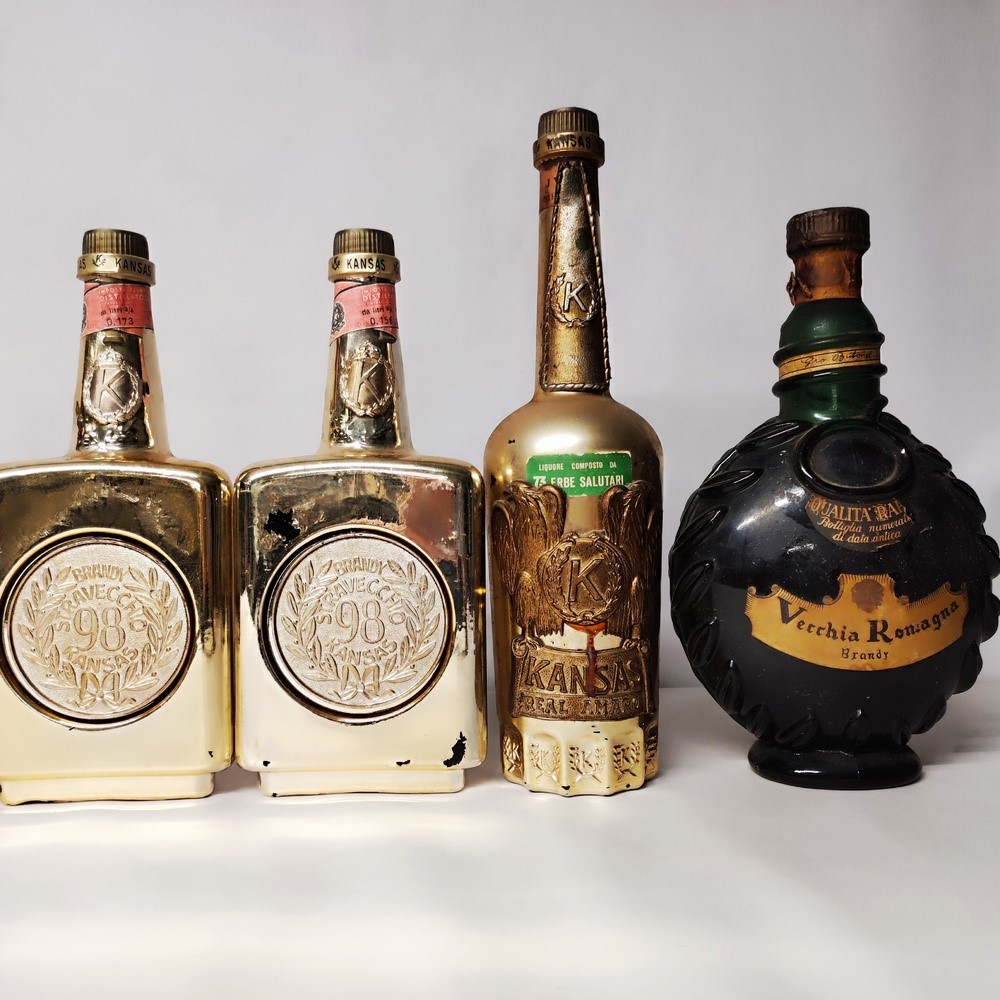 Oro Pilla, Buton, Camel, Kansas, Brandy