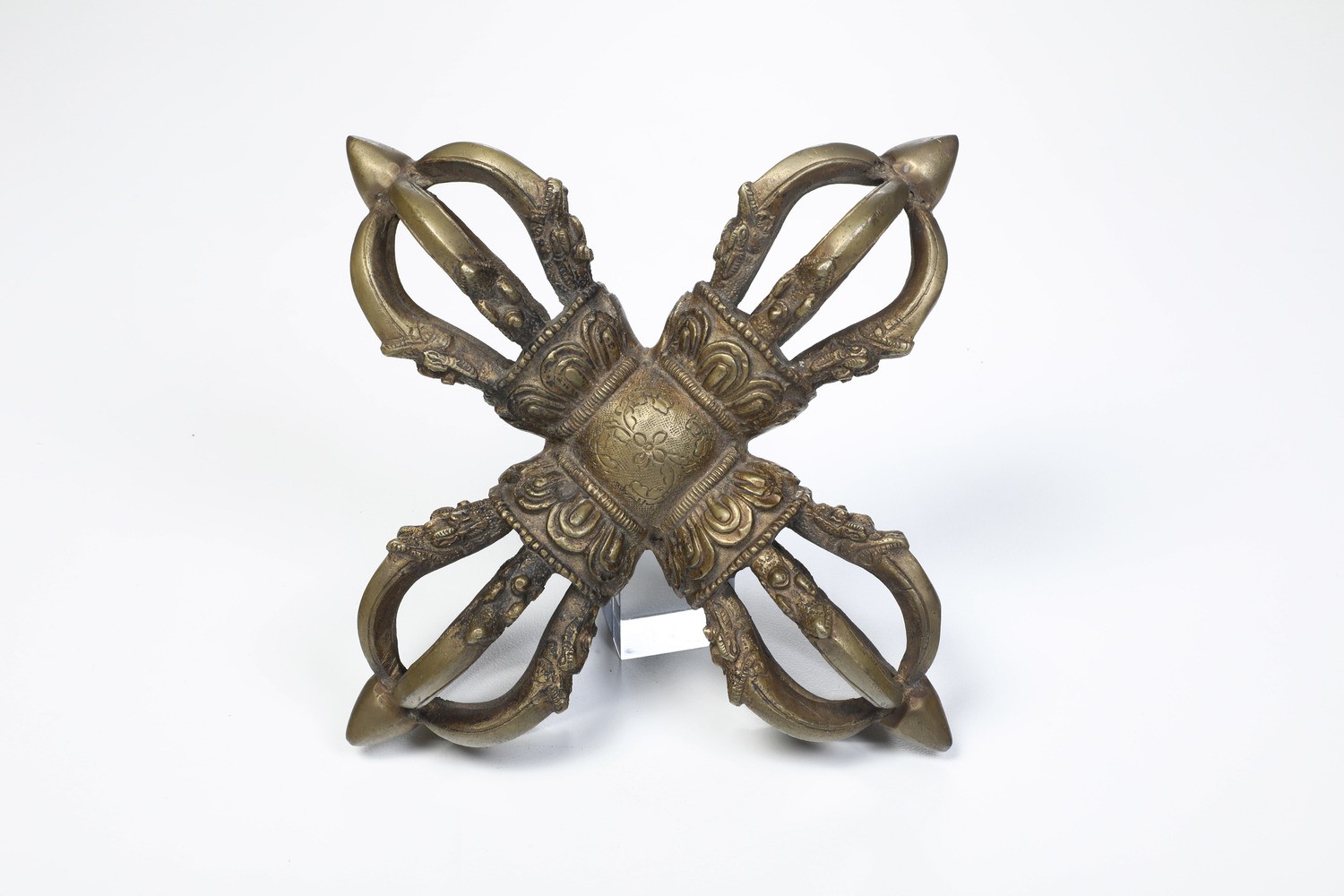 Vajra in bronzo, Tibet, XIX secolo, cm 24