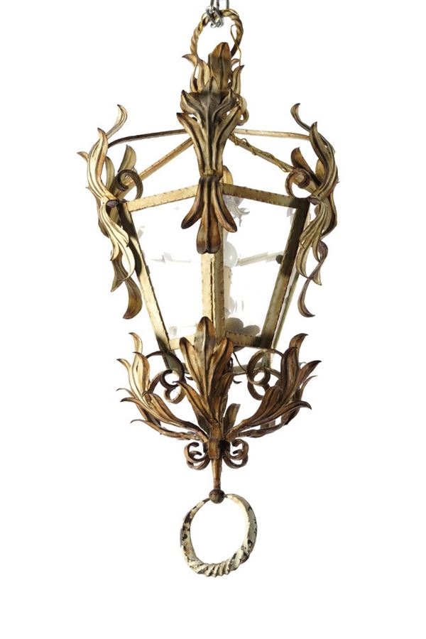 Lampione in metallo. XX secolo