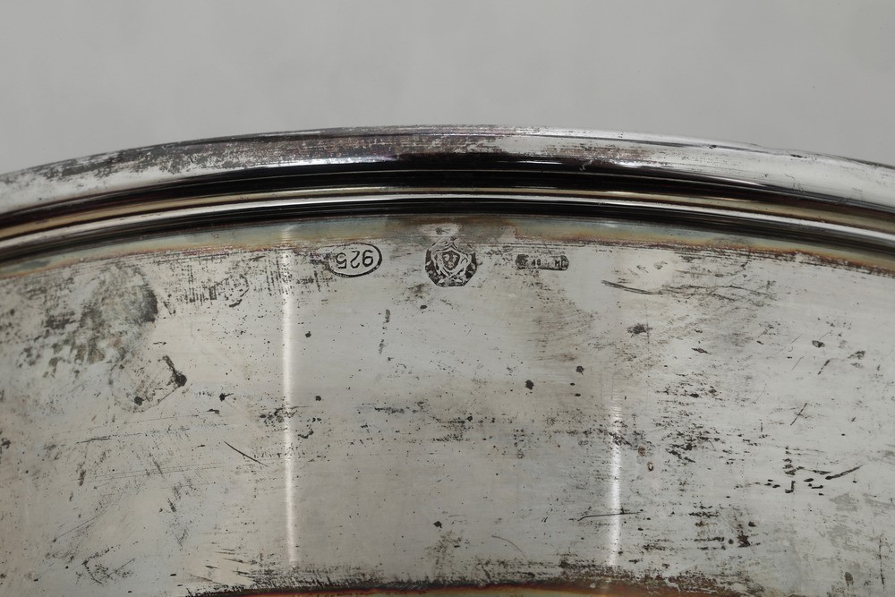 Coppia di Sottobottiglie. Argenteria Milanese del XX Secolo, Argentiere Fassi Arno