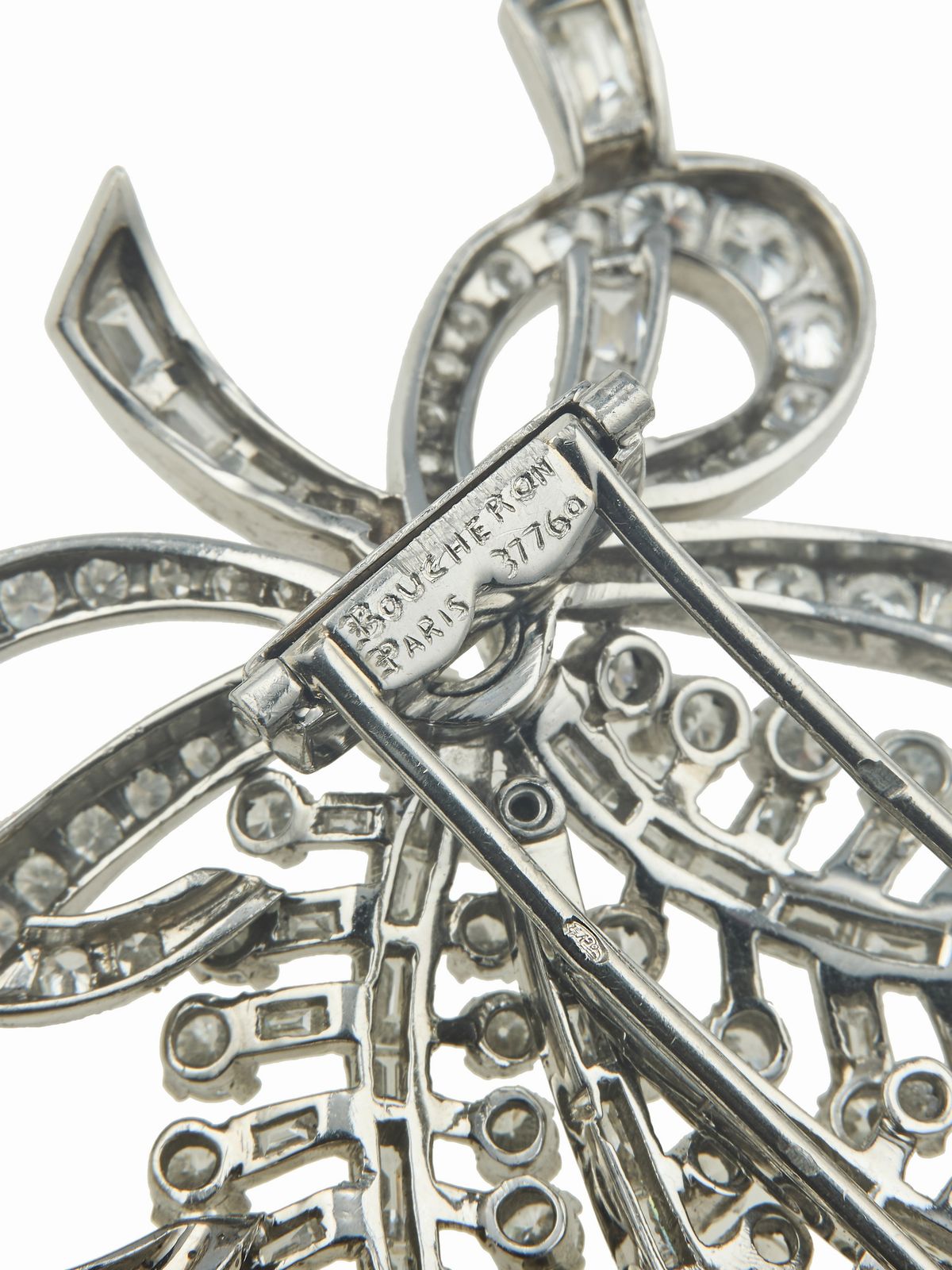 Boucheron, Paris, Spilla con diamanti in montatura in platino