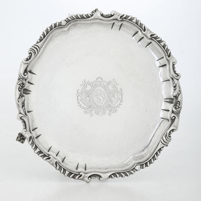 Emes & Barnard, Salver, Londra 1801, argento fuso, sbalzato e cesellato