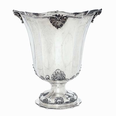 Vaso. Argenteria Milanese del XX Secolo. Argentiere Pradella, Milano per Codevilla Genova