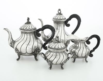 Servizio da Tè e Caffè. Argenteria Italiana del XX Secolo