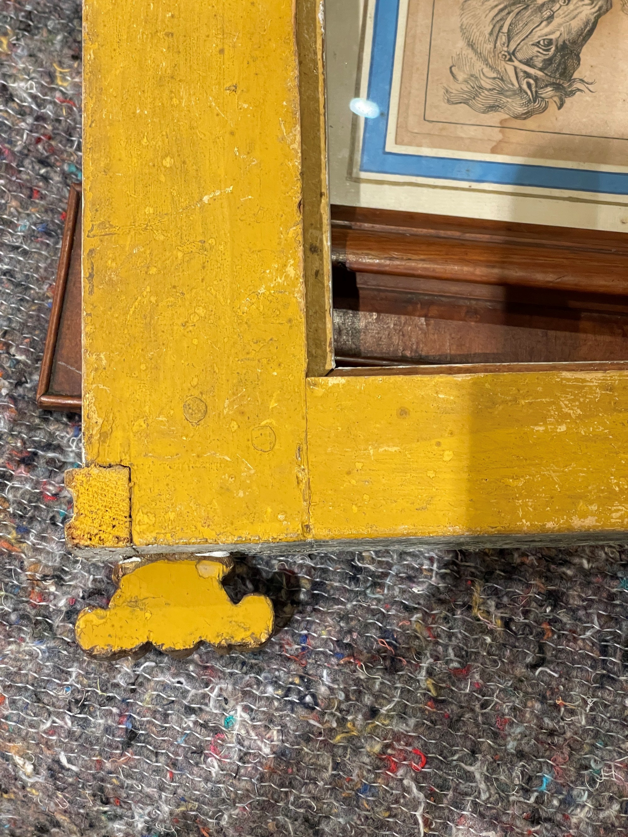 Cornice a Edicola in Legno Policromo e Dorato. Italia XIX Secolo