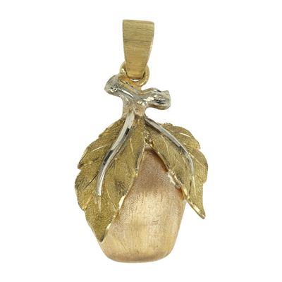 M. Buccellati. Pendente “mela”