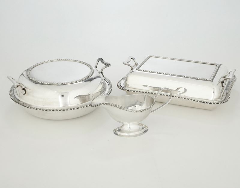 Gruppo di oggetti  in metallo argentato con marchio "Jannetti"  - Auction Silverware - Cambi Casa d'Aste