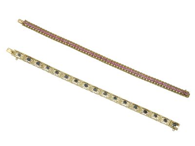 Lotto Composto da un Bracciale con Piccoli Rubini ed un Bracciale con Gemme Sintetiche Blu