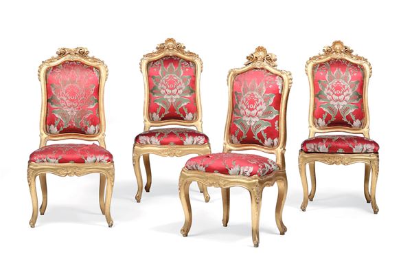 Quattro sedie Luigi Filippo in legno intagliato e dorato. XIX secolo