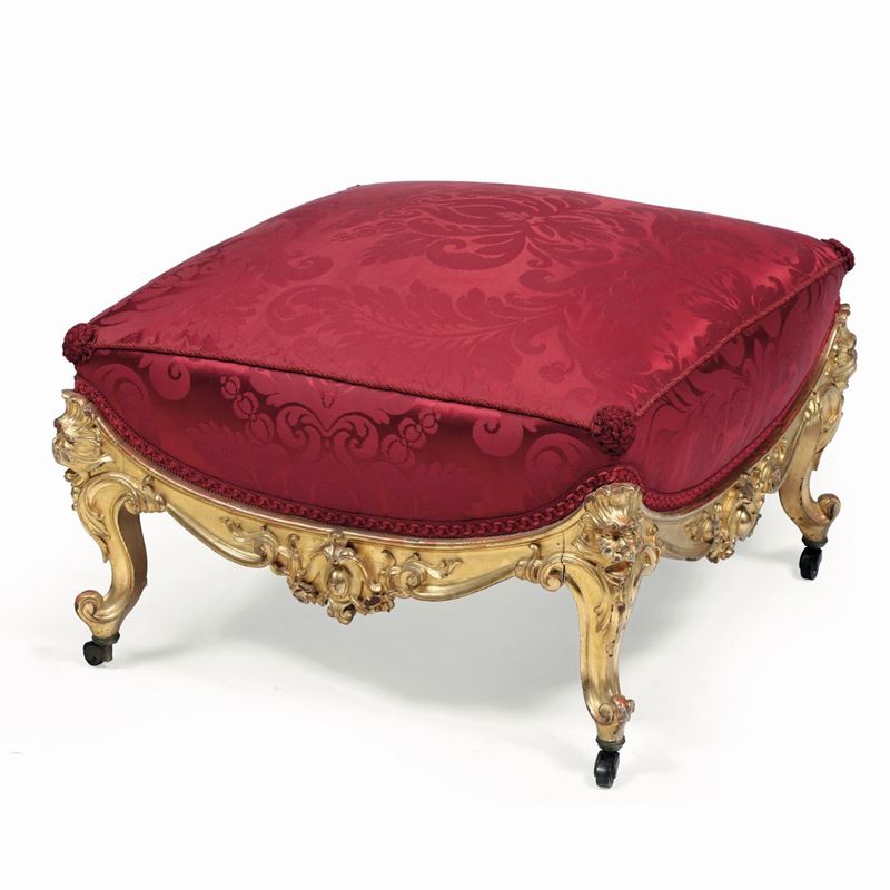 Poggiapiedi Luigi Filippo in legno intagliato e dorato. XIX secolo  - Auction Italian Mansions - Cambi Casa d'Aste
