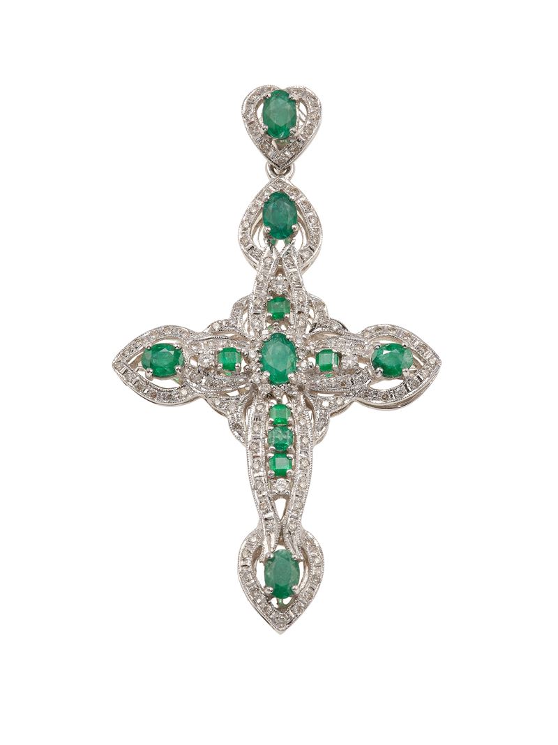 Emerald and diamond cross pendant  - Auction Jewels - Cambi Casa d'Aste