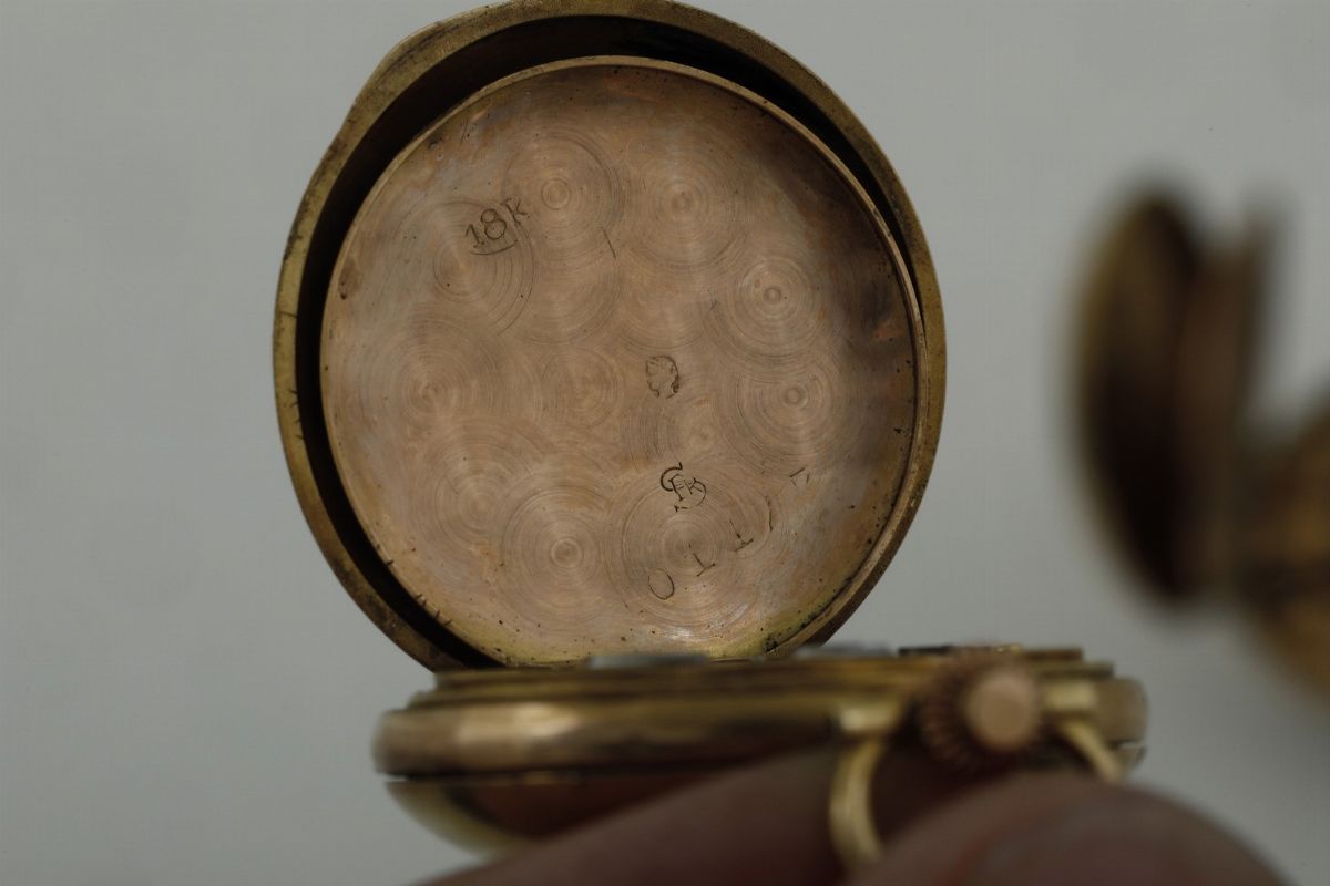 Lotto di 4 Monachine con Cassa in Oro (tre 18k, uno 12k)