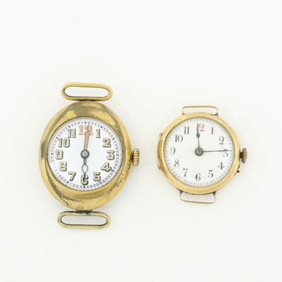 Due Orologi da Polso con Cassa in Oro