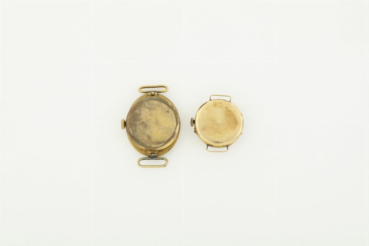 Due Orologi da Polso con Cassa in Oro