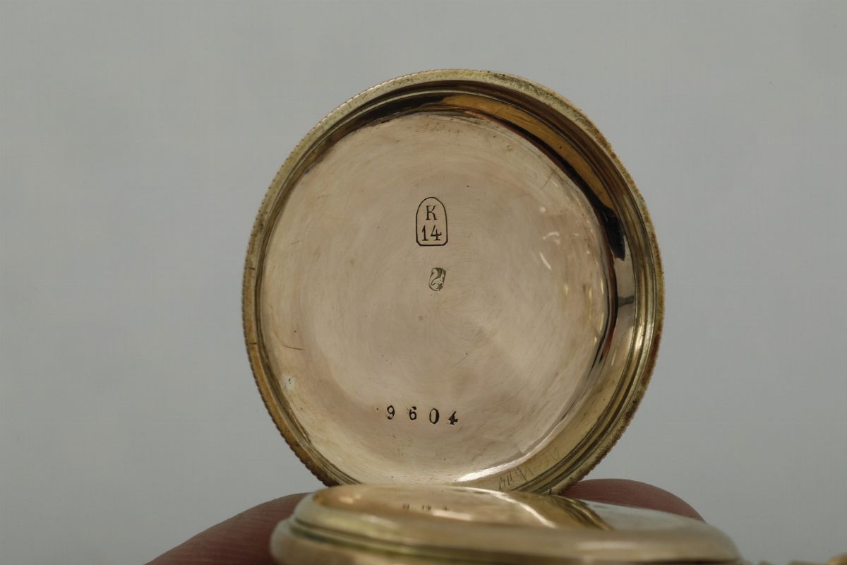Lotto di Tre Orologi da Taschino con Cassa in Oro