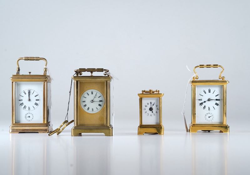 4 cappuccine di diverse dimensioni  - Auction Pendulum and clocks - Cambi Casa d'Aste