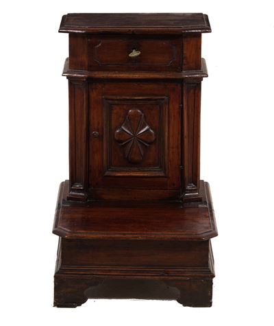Inginocchiatoio in Legno Intagliato. Genova XVIII Secolo