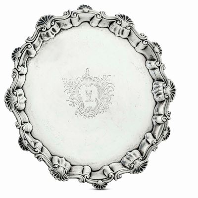 Salver. Londra, 1752. Marchio Dell'argentiere Parziale di Difficile Lettura