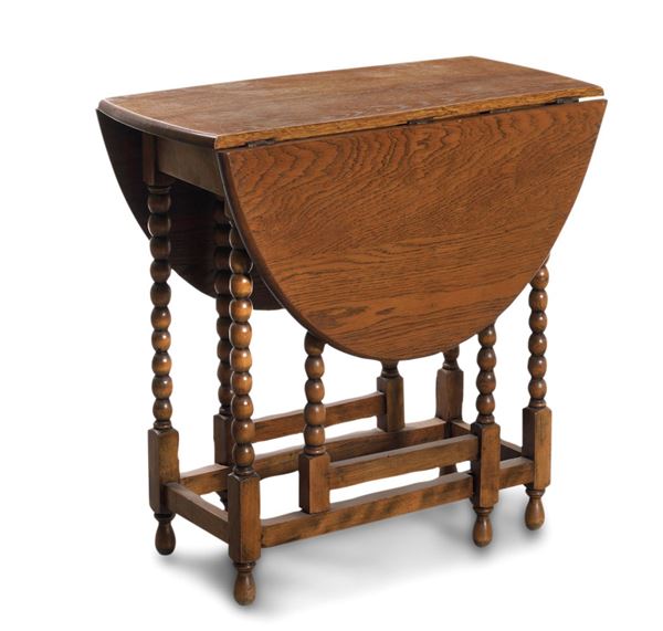 Tavolino con alette in rovere, XIX-XX secolo