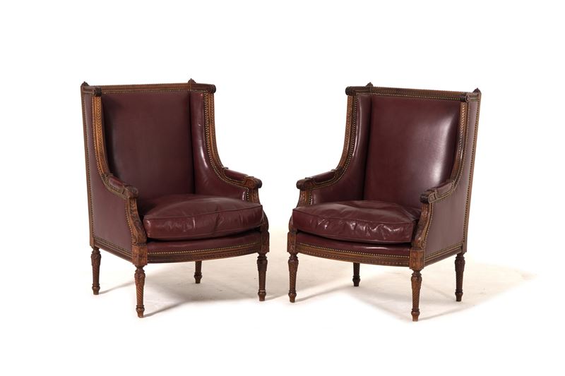 Coppia poltrone Impero in legno intagliato e pelle. XIX secolo  - Auction Antique - Cambi Casa d'Aste