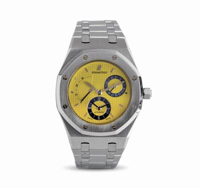 Iconico e Ricercato Orologio da Polso Royal Oak Dual Time "giallo Ferrari" in Acciaio con Riserva...