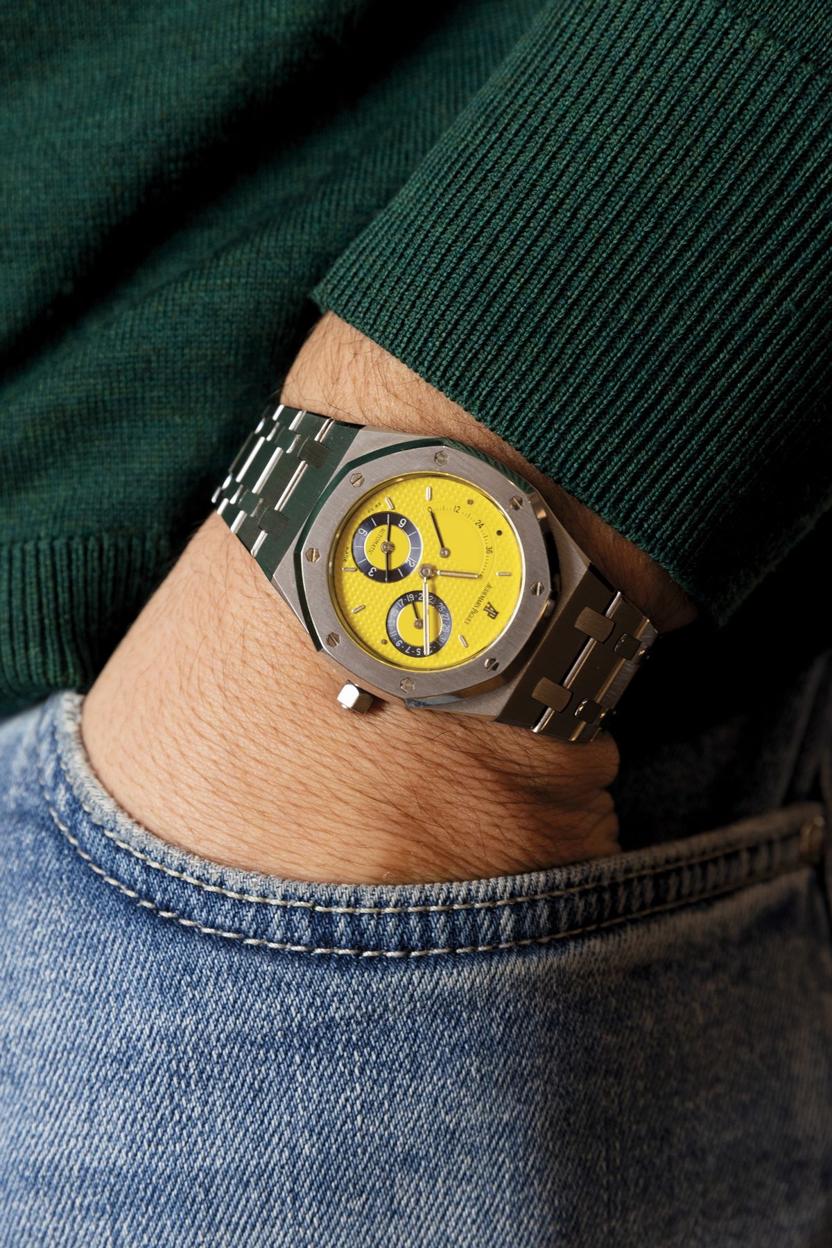 Audemars Piguet - Iconico e Ricercato Orologio da Polso Royal Oak Dual Time "giallo Ferrari" in A...