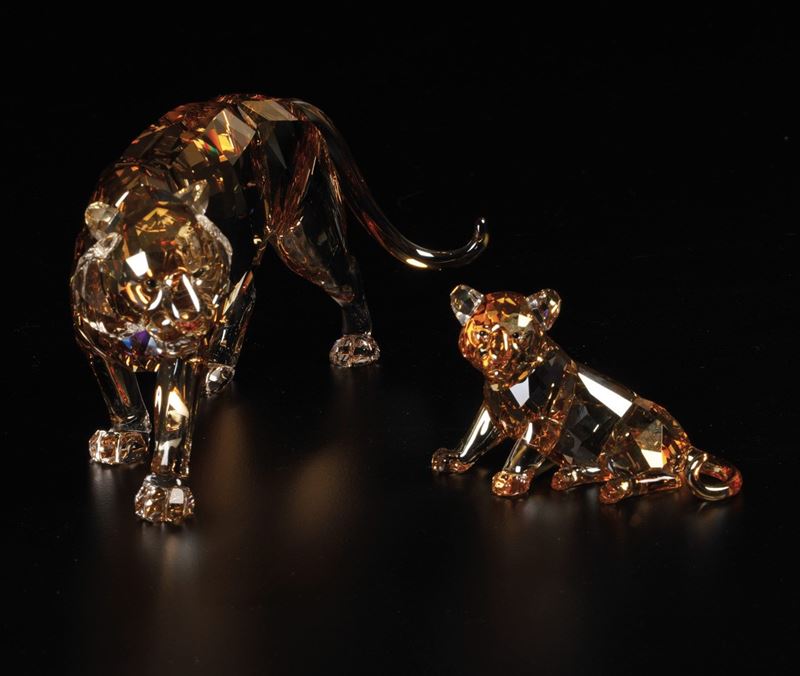 Famiglia di tigri Swarovski scs edizione annuale 2010  - Auction Swarovski: Crystalized Elegance - Cambi Casa d'Aste