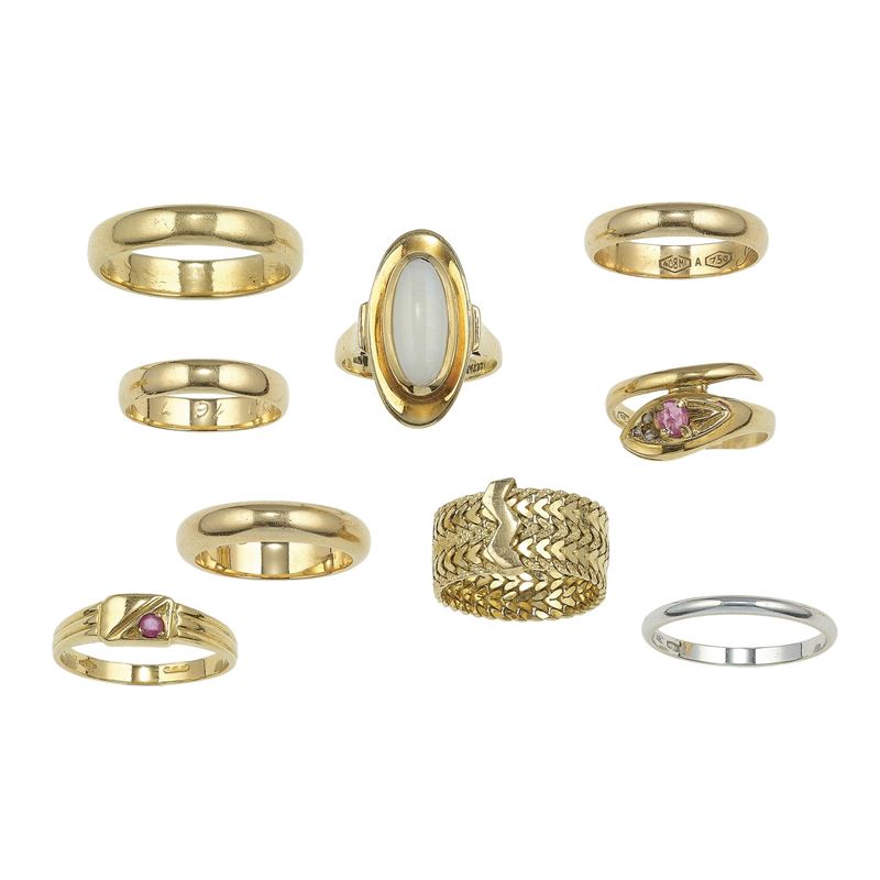 Lotto composto da 9 anelli  - Asta Gioielli - Cambi Casa d'Aste