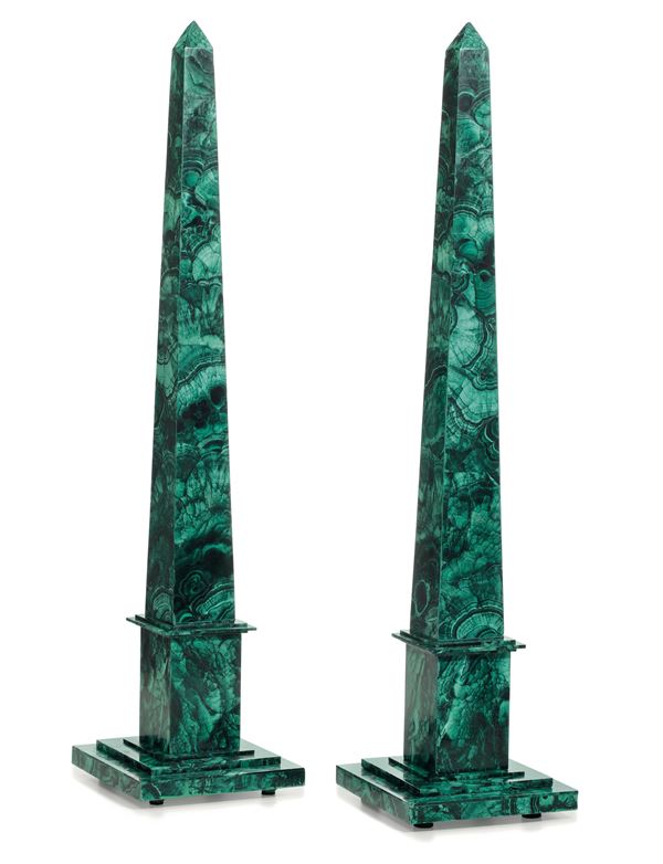 Coppia di obelischi in malachite. XX secolo