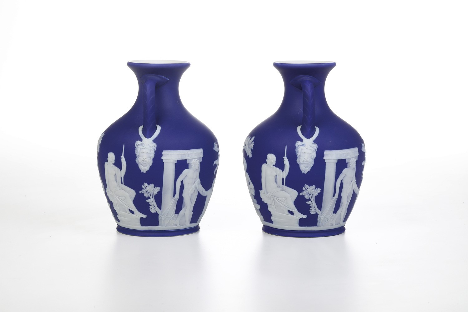 Coppia di Vasi “portland”.inghilterra, Manifattura Wedgwood, 1900 Circa.