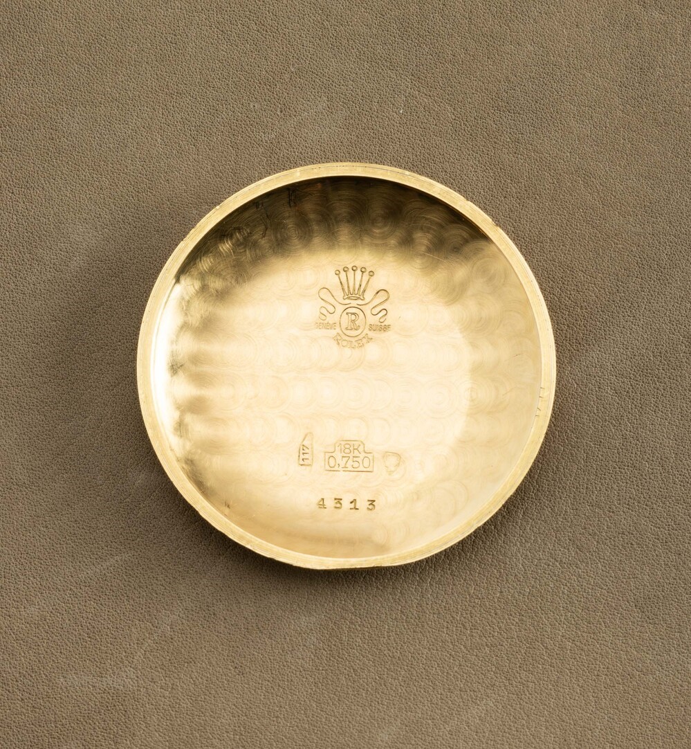 Rolex - Raro ed Eccezionale Cronografo Tre Contatori Ref 4313 con Pulsanti Quadri e Fondello a Sc...