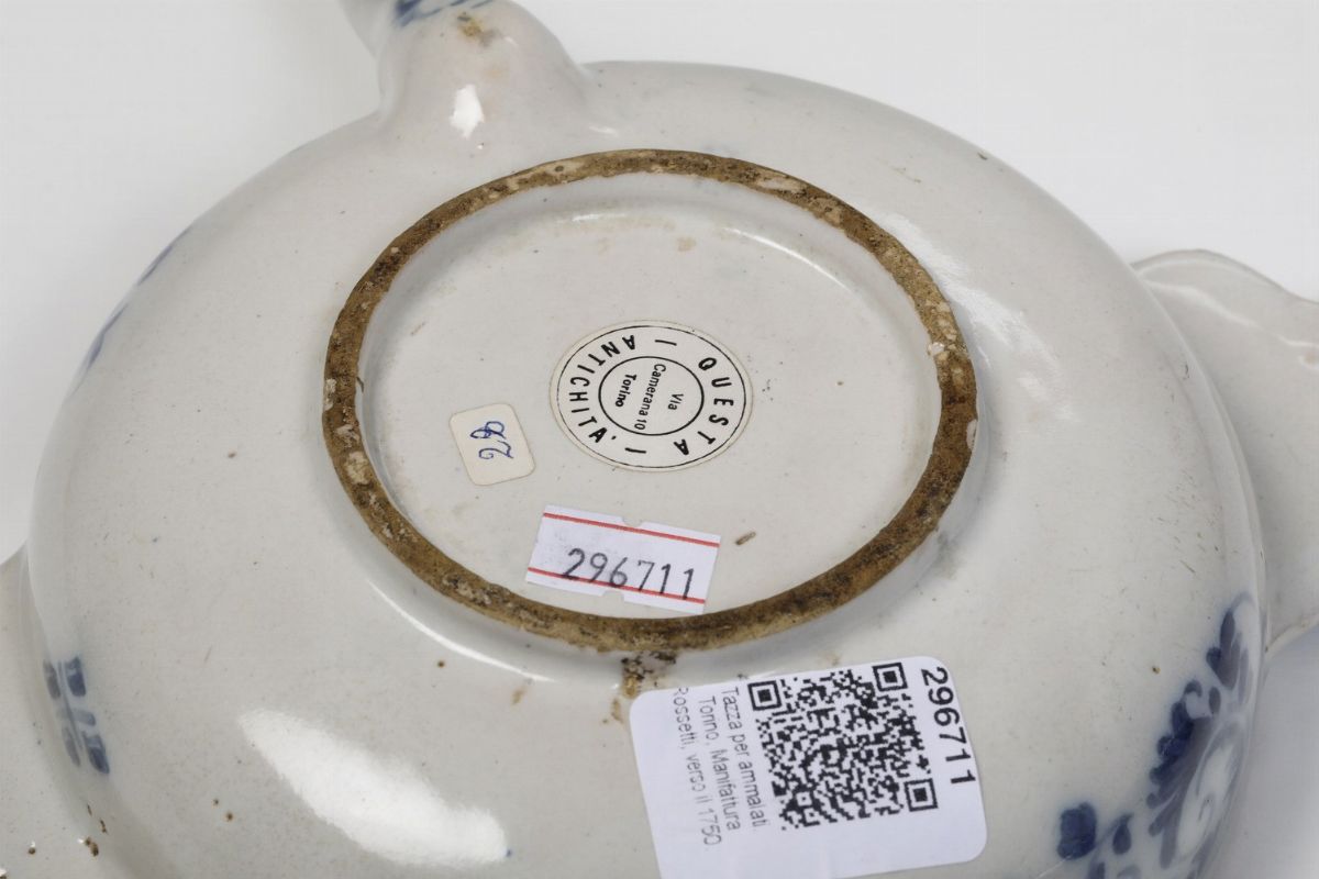 Tazza da Ammalatotorino (o Lodi), Manifattura di Giorgio Giacinto Rossetti, Secondo Quarto del XV...