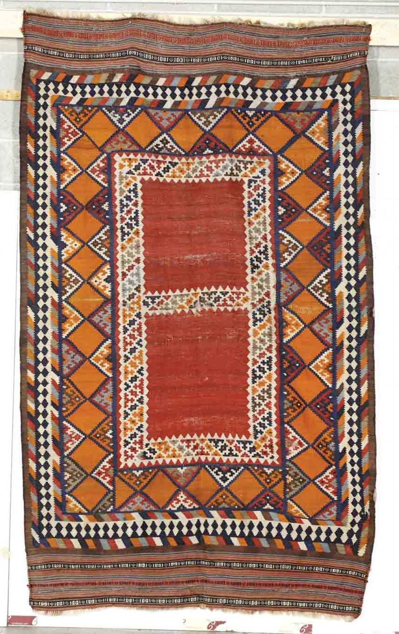 Kilim Anatolia inizio XX secolo  - Asta Tappeti - Cambi Casa d'Aste