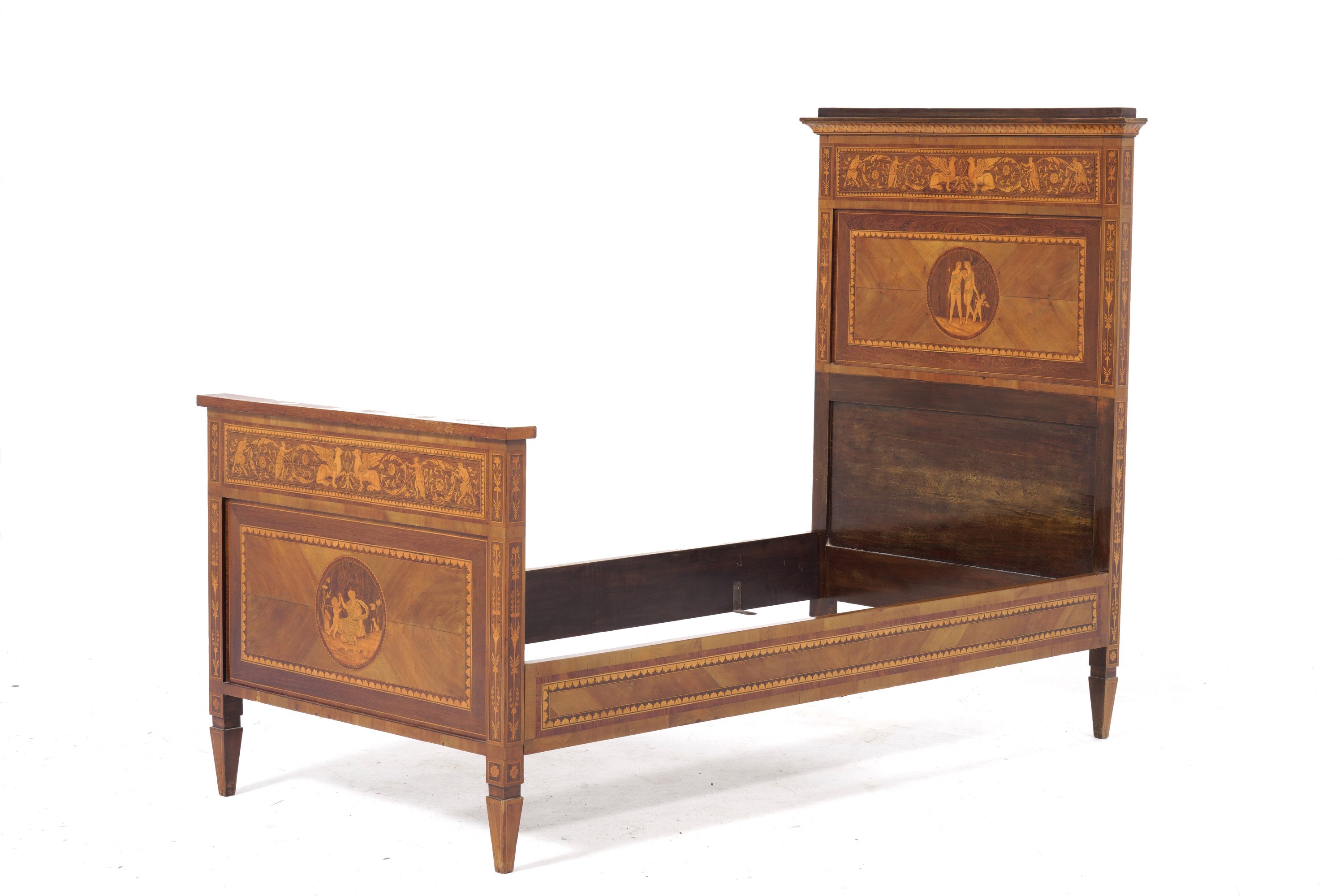 Camera da Letto in Legno Lastronato e Intarsiato Stile Luigi XVI. XX Secolo