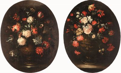 Scuola del XVII secolo, Natura morta con vaso di fiori, olio su tela ovale