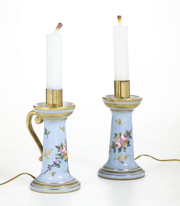 Coppia di lampade da comodino. Francia, XX secolo.