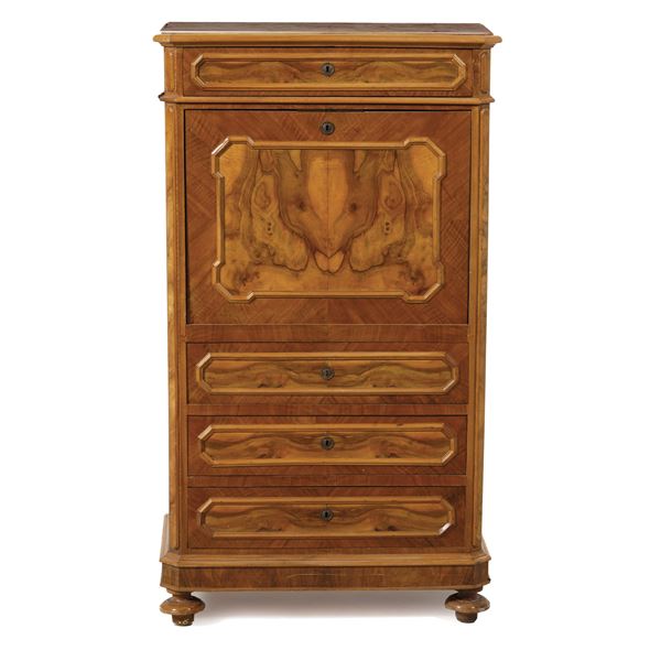 Secretaire lastronato in radica. XX secolo