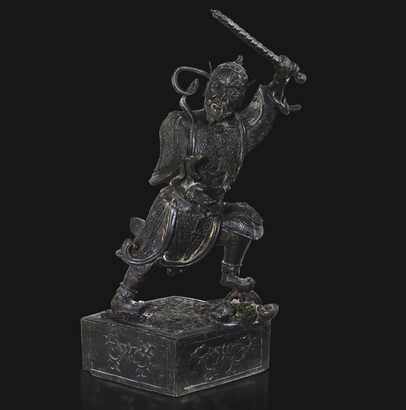 Grande figura di guerriero in bronzo brunito, Cina, Dinastia Ming, XVII secolo  - Asta Fine Asian Works of Art - Cambi Casa d'Aste