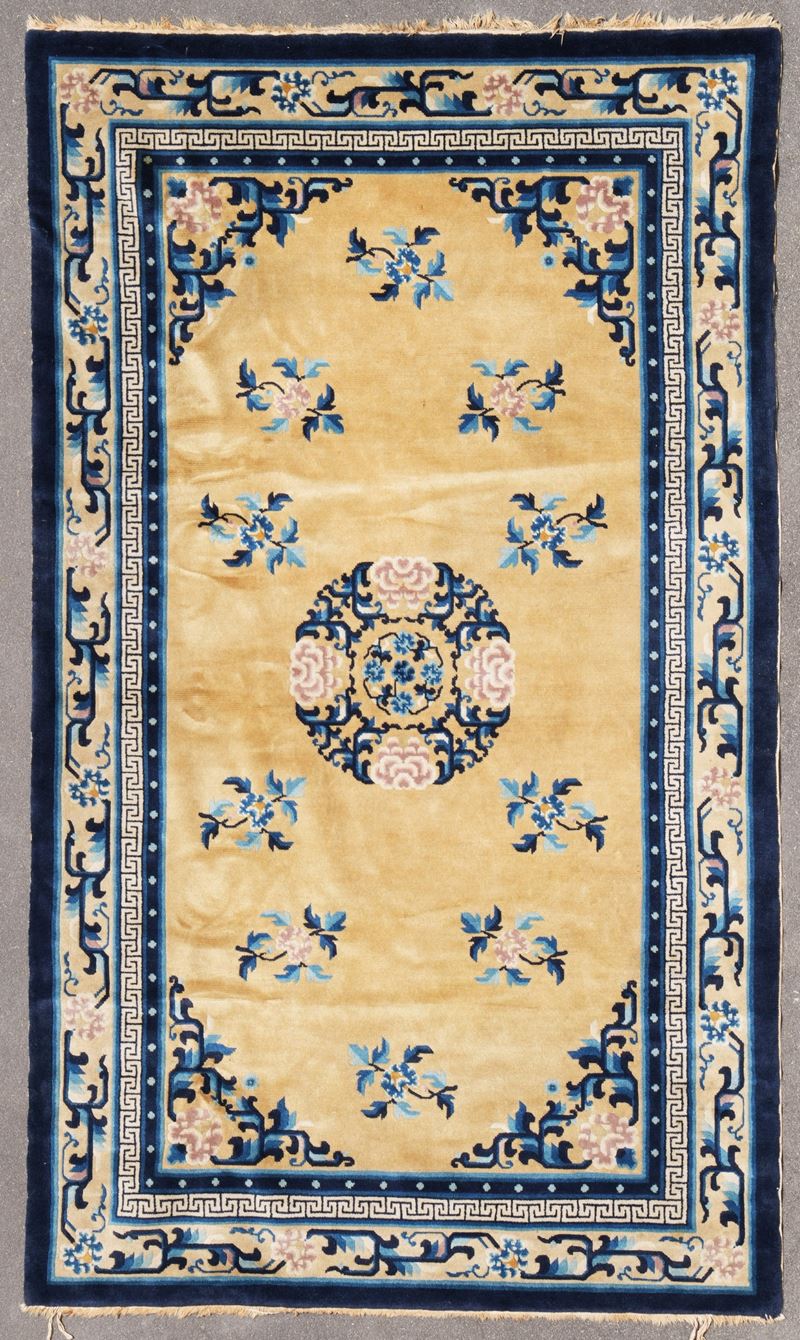 Tappeto Cina inizio XX secolo  - Auction Carpets - Cambi Casa d'Aste