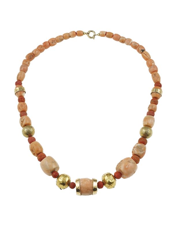 Wax gold, shell and gold necklace