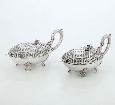 Coppia di Formaggiere con Cucchiaini. Argenteria Siciliana del XX Secolo. Argentiere Eugenio Stan...
