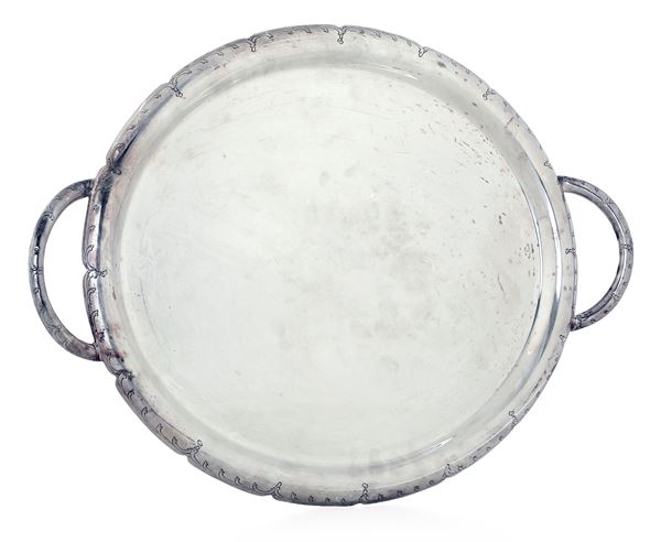 Vassoio biansato. Argenteria siciliana del XX secolo, argentiere Eugenio Stancampiano, Palermo