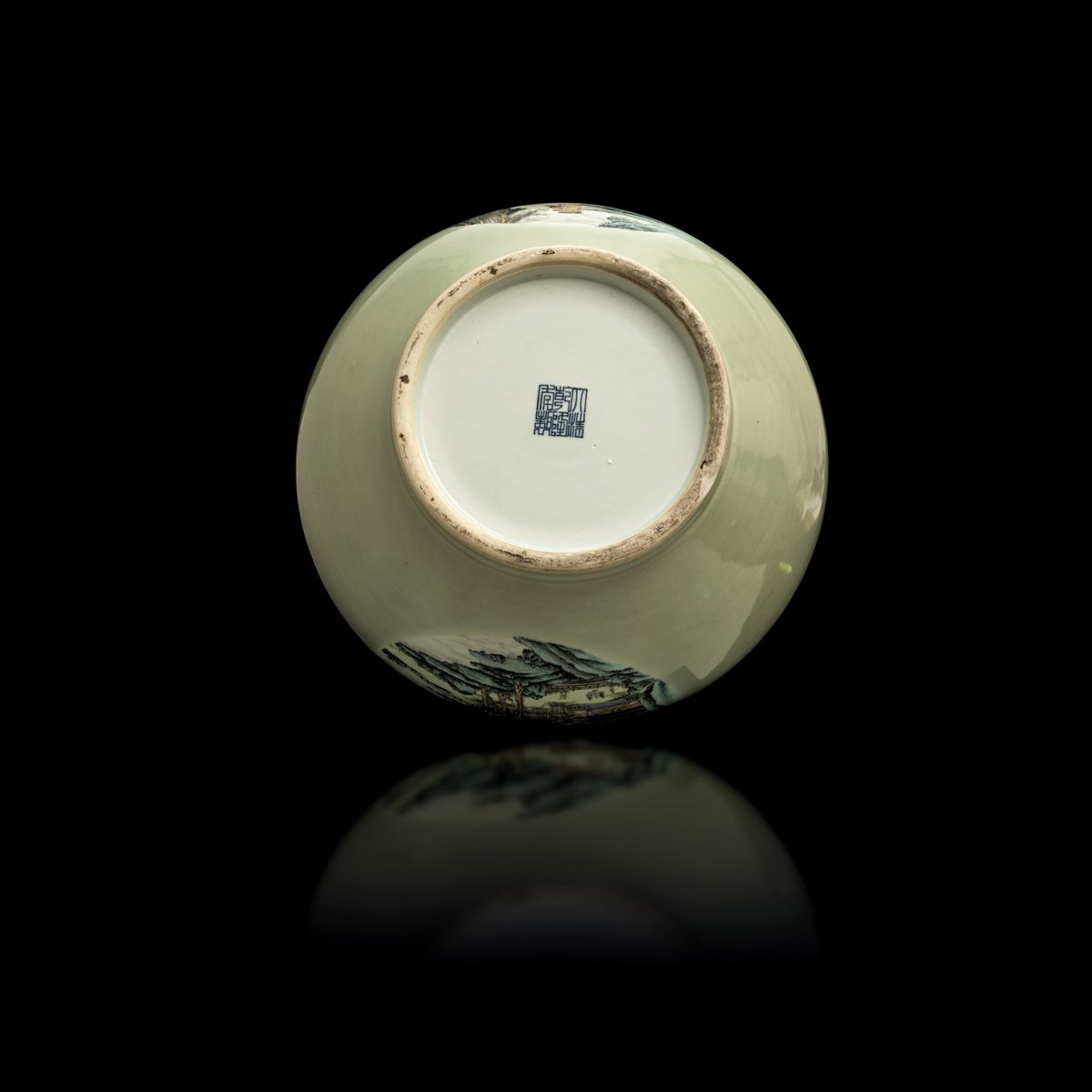 Vaso a Bottiglia in Porcellana Celadon a Decoro Paesaggistico Entro Riserva, Cina, Repubblica, XX...
