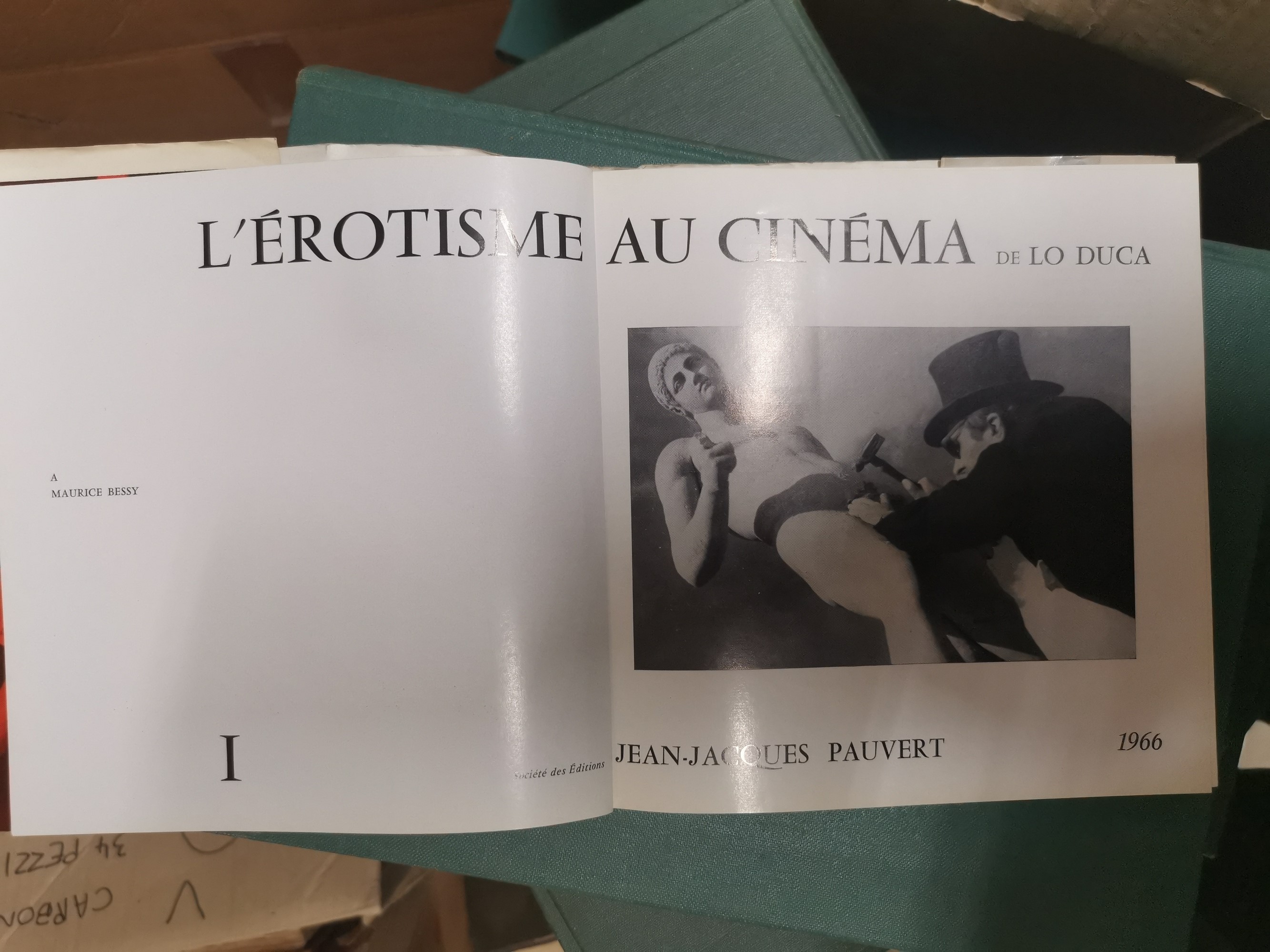 Libri Erotici e Galanti Raccolta di 34 Libri di Argomento Licenzioso in Edizione del Sec XX.