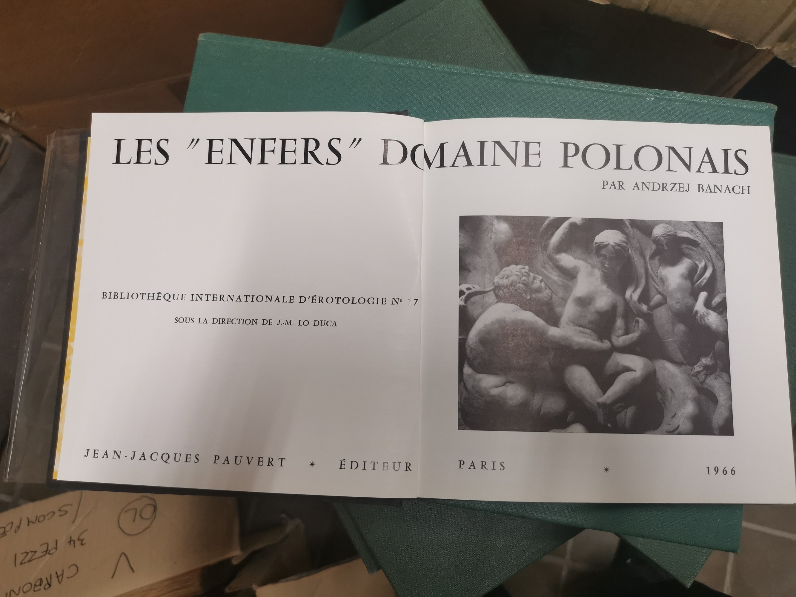 Libri Erotici e Galanti Raccolta di 34 Libri di Argomento Licenzioso in Edizione del Sec XX.