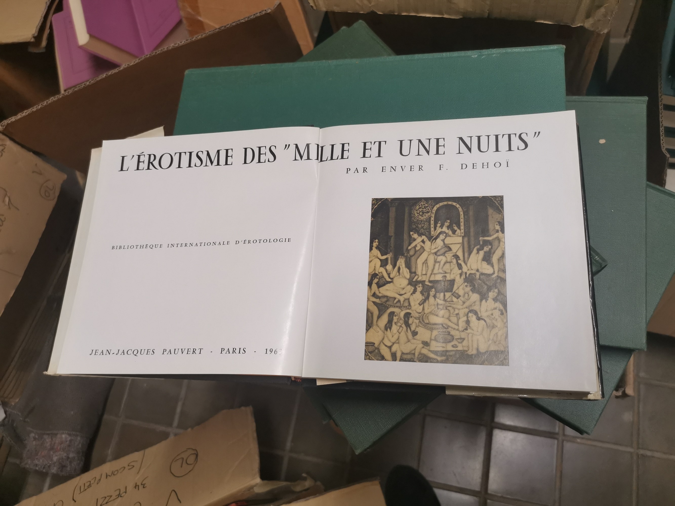Libri Erotici e Galanti Raccolta di 34 Libri di Argomento Licenzioso in Edizione del Sec XX.