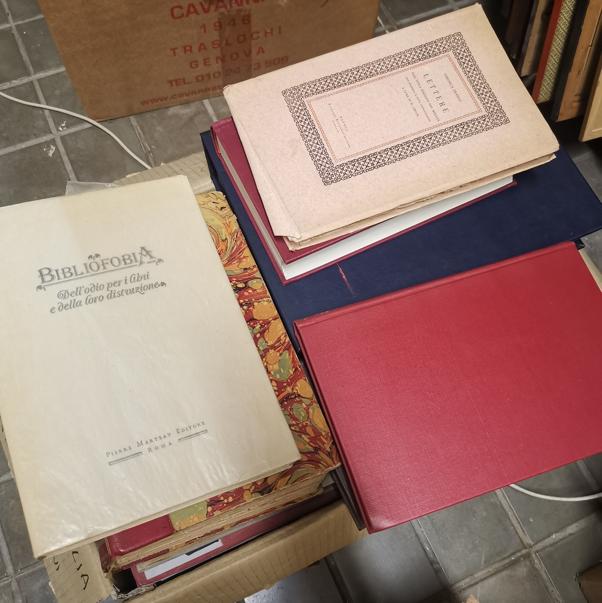 Bibliofilia Grande Lotto di Edizioni del Secolo XX, Tutte Riferibili al Mondo del Libro della Bib...