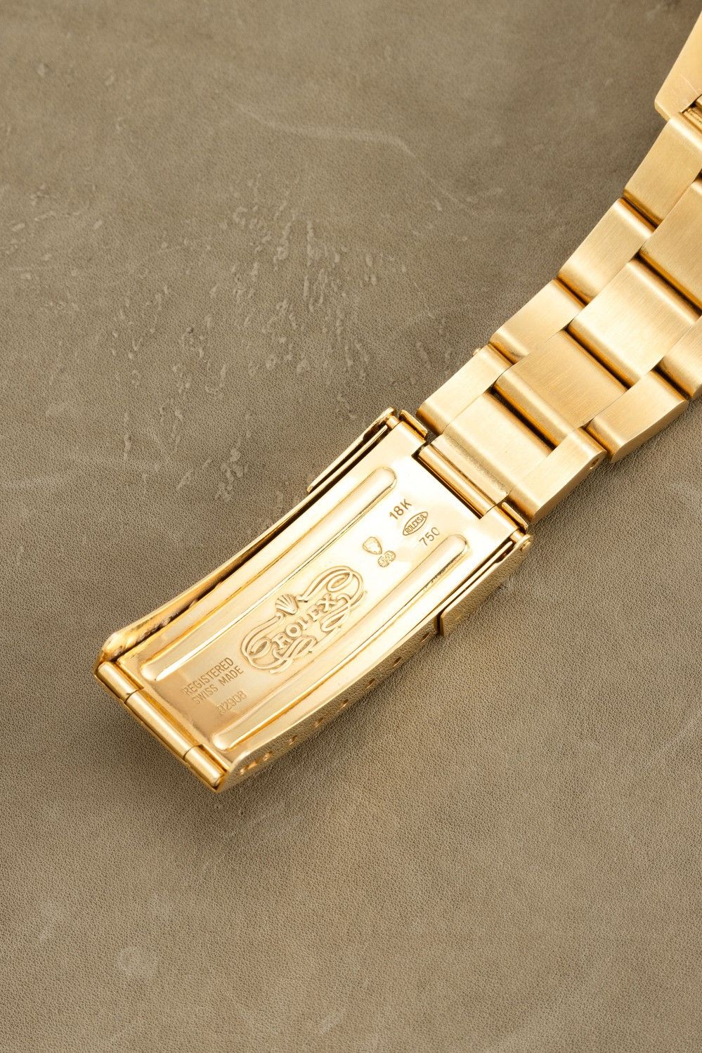 Rolex - Prezioso Submariner 16618 in Oro Giallo 18k Automatico, Bracciale Oyster con Chiusura Fli...